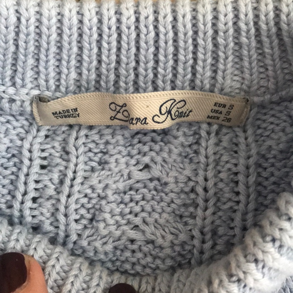 Zara sweater - Picture 2 of 2
